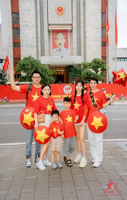 Cầu Thê Húc và cây cổ thụ bên Hồ Gươm — ảnh 153