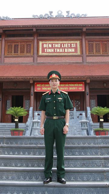 Cờ đỏ sao vàng mừng đại lễ — ảnh Thúy Tô Studio — ảnh 186